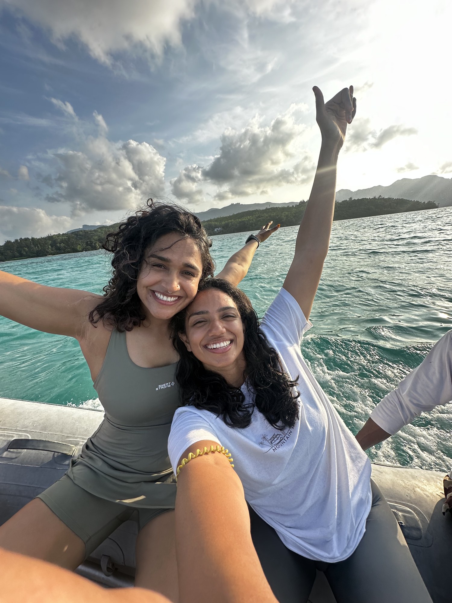 Seychelles Sailing — moment 6